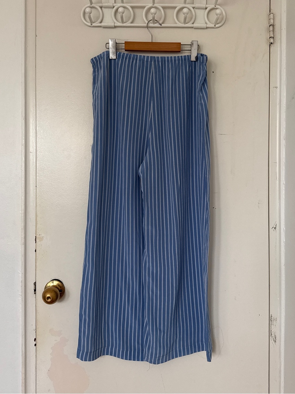 ARITZIA Blue / White Stripped Claro Silk Pants - Picture 2 of 3